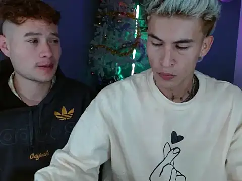 Snapshot of Latin_boysxxxx chatting on 11/05/25, 06:57 Latin boysxxxx online show from 11/05/25, 06:57