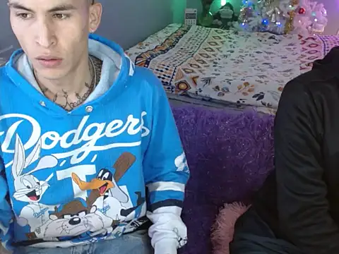 Snapshot of Latin_boysxxxx chatting on 11/30/25, 02:26 Latin boysxxxx online show from 11/30/25, 02:26