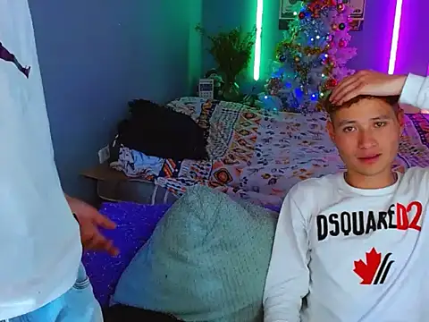 Snapshot of Latin_boysxxxx chatting on 12/03/25, 07:34 Latin boysxxxx online show from 12/03/25, 07:34