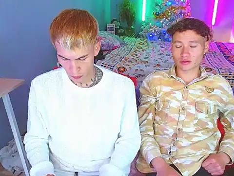 Snapshot of Latin_boysxxxx chatting on 12/17/25, 03:18 Latin boysxxxx online show from 12/17/25, 03:18