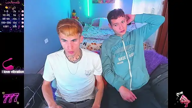 Snapshot of Latin_boysxxxx chatting on 01/31/26, 07:11 Latin boysxxxx online show from 01/31/26, 07:11