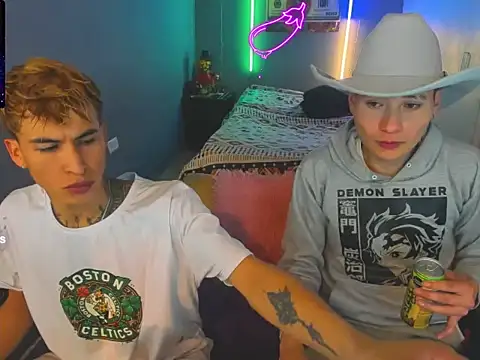 Snapshot of Latin_boysxxxx chatting on 02/14/26, 03:36 Latin boysxxxx online show from 02/14/26, 03:36