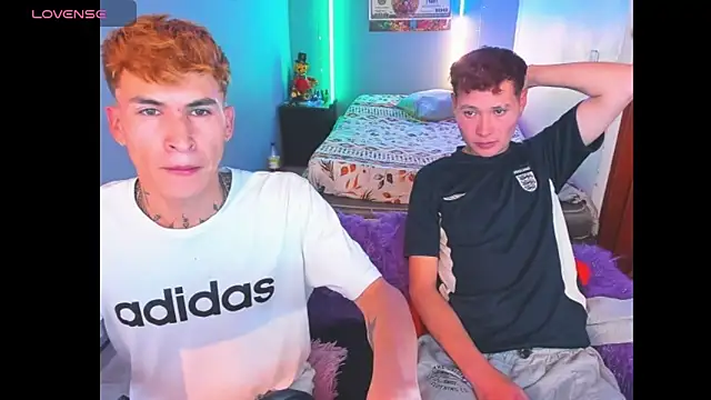 Snapshot of Latin_boysxxxx chatting on 02/25/26, 08:51 Latin boysxxxx online show from 02/25/26, 08:51