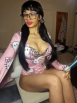 LucyMiax online show from 12/14/25, 07:58