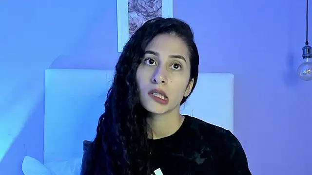 Snapshot of fernanda317 chatting on 07/02/26, 04:02 fernanda317 online show from 07/02/26, 04:02