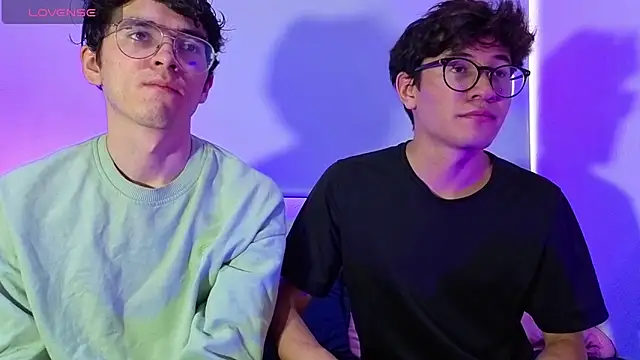 Snapshot of dani_angel_dark chatting on 02/16/26, 07:43 dani angel dark online show from 02/16/26, 07:43