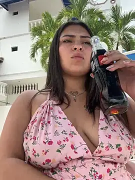 AbrilAw online show from 02/01/26, 05:00