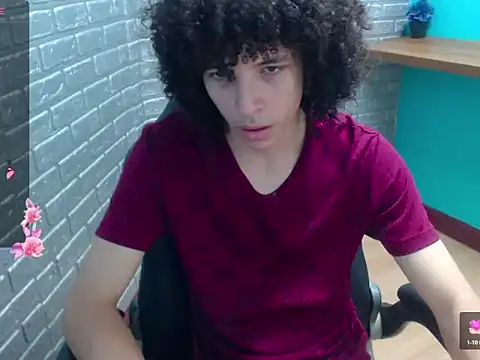 Snapshot of Mike_Miiller_ chatting on 10/24/25, 05:31 Mike Miiller online show from 10/24/25, 05:31