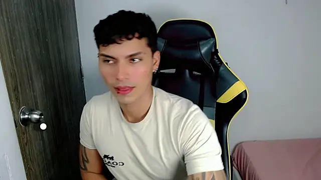 Maynow 666 online show from 10/27/25, 10:58