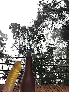 Sweet Bella Valery online show from 12/21/25, 10:39