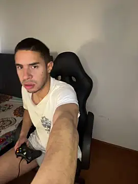 Snapshot of chucky_karla chatting on 02/15/26, 02:03 chucky karla online show from 02/15/26, 02:03