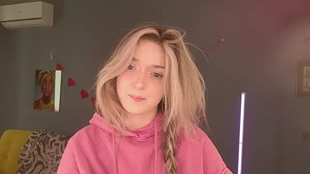 BellaSink online show from 03/18/26, 05:32