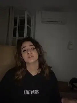 Snapshot of eva_dsstt chatting on 11/19/25, 05:35 eva dsstt online show from 11/19/25, 05:35