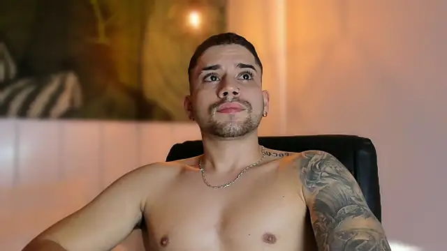 Mike montoya01 online show from 11/20/25, 05:12