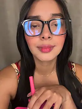 MiaSofia   online show from 01/06/26, 01:42