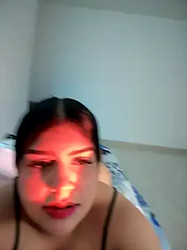 Lucianacuoper online show from 12/04/25, 04:38