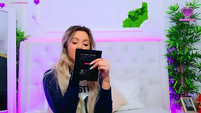 AriannaSins online show from 01/08/26, 01:24