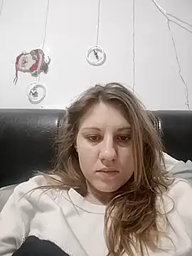 Snapshot of SandyCassie chatting on 11/28/25, 05:54 SandyCassie online show from 11/28/25, 05:54