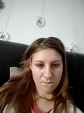 Snapshot of SandyCassie chatting on 12/04/25, 07:28 SandyCassie online show from 12/04/25, 07:28