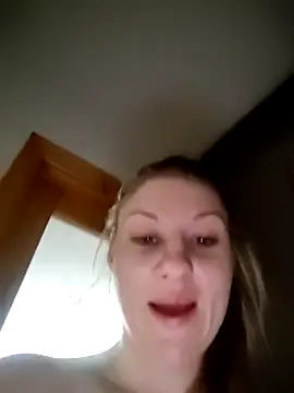 SandyCassie online show from 03/16/26, 08:18