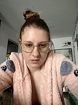 SandyCassie online show from 03/21/26, 09:03