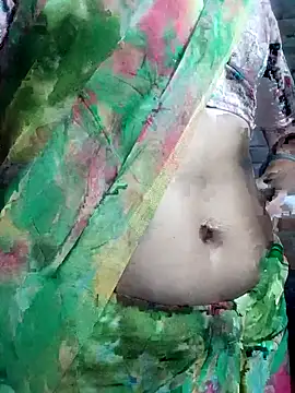 Snapshot of Rajni_chauhan chatting on 10/20/25, 04:18 Rajni chauhan online show from 10/20/25, 04:18