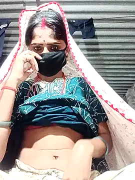 Snapshot of Rajni_chauhan chatting on 10/25/25, 11:32 Rajni chauhan online show from 10/25/25, 11:32