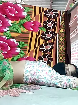 Snapshot of Rajni_chauhan chatting on 11/08/25, 09:53 Rajni chauhan online show from 11/08/25, 09:53