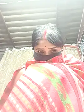 Snapshot of Rajni_chauhan chatting on 11/15/25, 06:59 Rajni chauhan online show from 11/15/25, 06:59