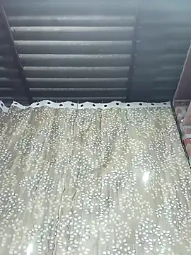 Snapshot of Rajni_chauhan chatting on 11/17/25, 06:57 Rajni chauhan online show from 11/17/25, 06:57