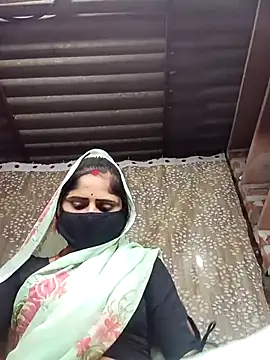 Snapshot of Rajni_chauhan chatting on 11/21/25, 05:22 Rajni chauhan online show from 11/21/25, 05:22