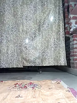 Snapshot of Rajni_chauhan chatting on 12/04/25, 04:16 Rajni chauhan online show from 12/04/25, 04:16