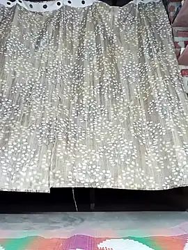 Rajni chauhan online show from 04/15/26, 05:09