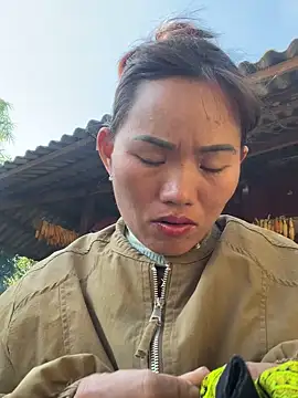 Saomai25 online show from 11/29/25, 08:28