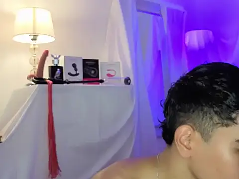 Yamilk101 online show from 11/08/25, 10:30