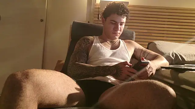 KevinWolf777 online show from 04/21/26, 11:51