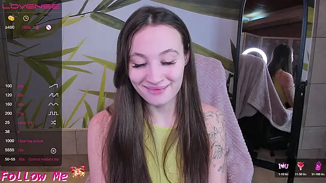 honeybuns lizzy online show from 11/21/25, 12:32