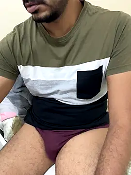 Handsome8677 online show from 10/22/25, 06:57