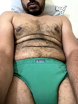 Handsome8677 online show from 10/28/25, 09:28