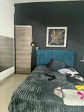 valentina herrrera online show from 04/07/26, 04:51