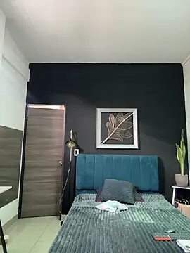 valentina herrrera online show from 04/23/26, 04:20