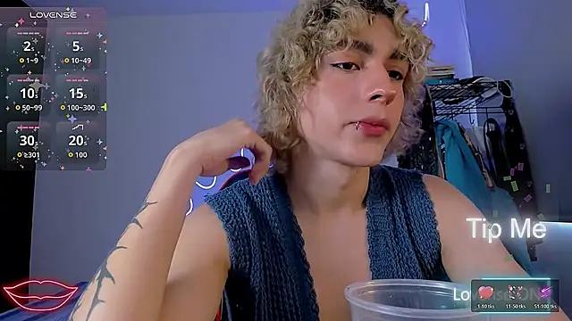 Lyric Mirage online show from 11/12/25, 09:03