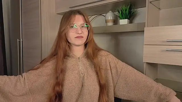 Snapshot of RachelColli chatting on 11/02/25, 01:46 RachelColli online show from 11/02/25, 01:46