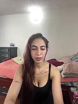 Snapshot of MariamGray1 chatting on 05/01/26, 05:01 MariamGray1 online show from 05/01/26, 05:01