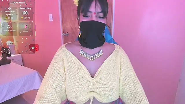 Iniya Parul online show from 11/07/25, 01:33