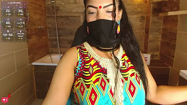 Iniya Parul online show from 05/13/26, 02:47