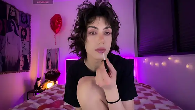 kira yoshika9e online show from 02/24/26, 07:56