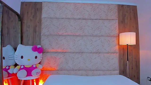 Snapshot of Antonella_Russo1 chatting on 12/04/25, 01:09 Antonella Russo1 online show from 12/04/25, 01:09