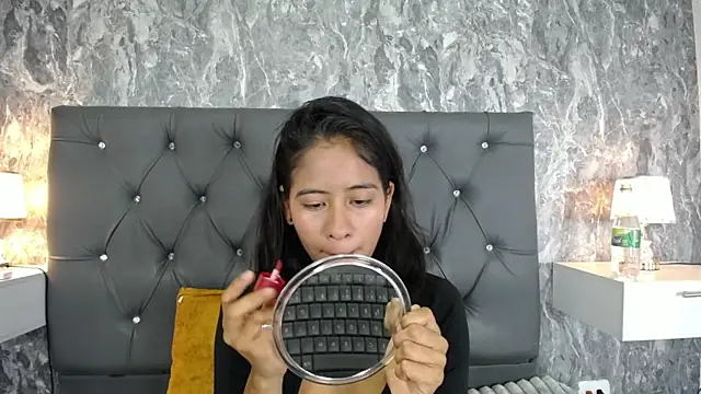 EuphoriaSavage online show from 11/14/25, 01:10