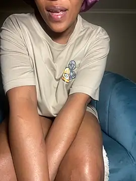 WaterMommy online show from 11/19/25, 02:11